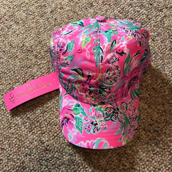 🆕 Lilly Pulitzer Run Around Hat Paws for a Cause - Picture 2 of 14